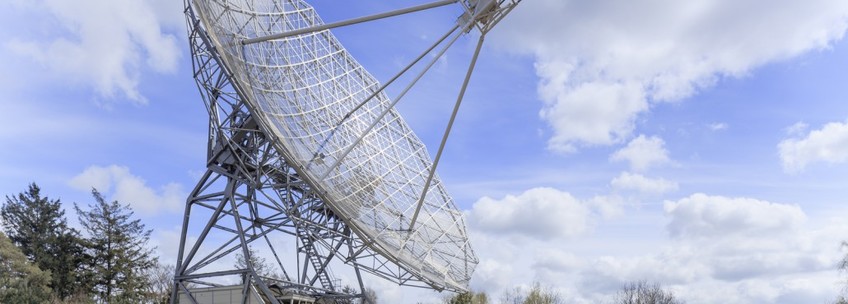 Aanzicht van de Dwingeloo radiotelescoop